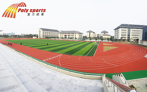 龙游县职业教育中心的运动场