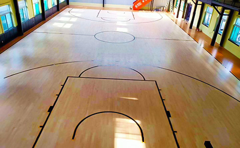 风木地板篮球场