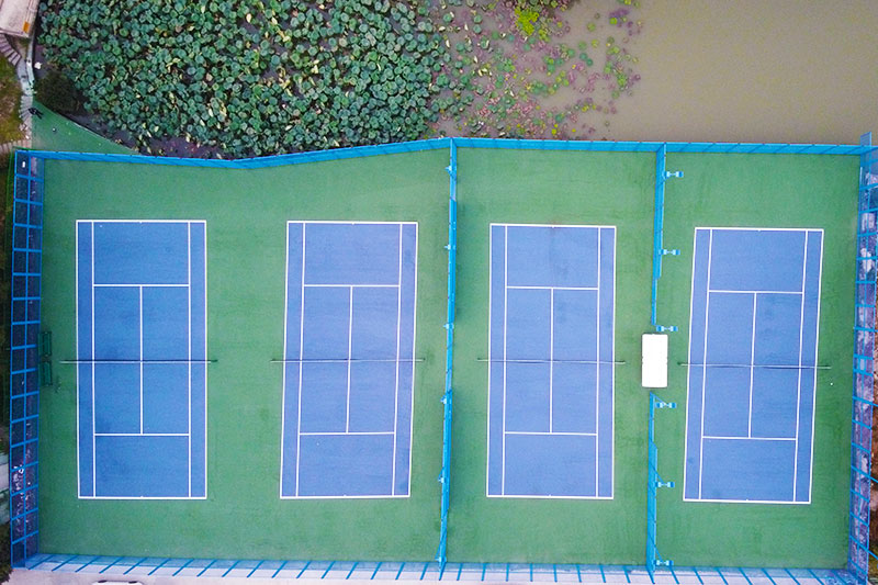 网球场地