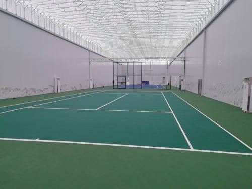 室内网球场地